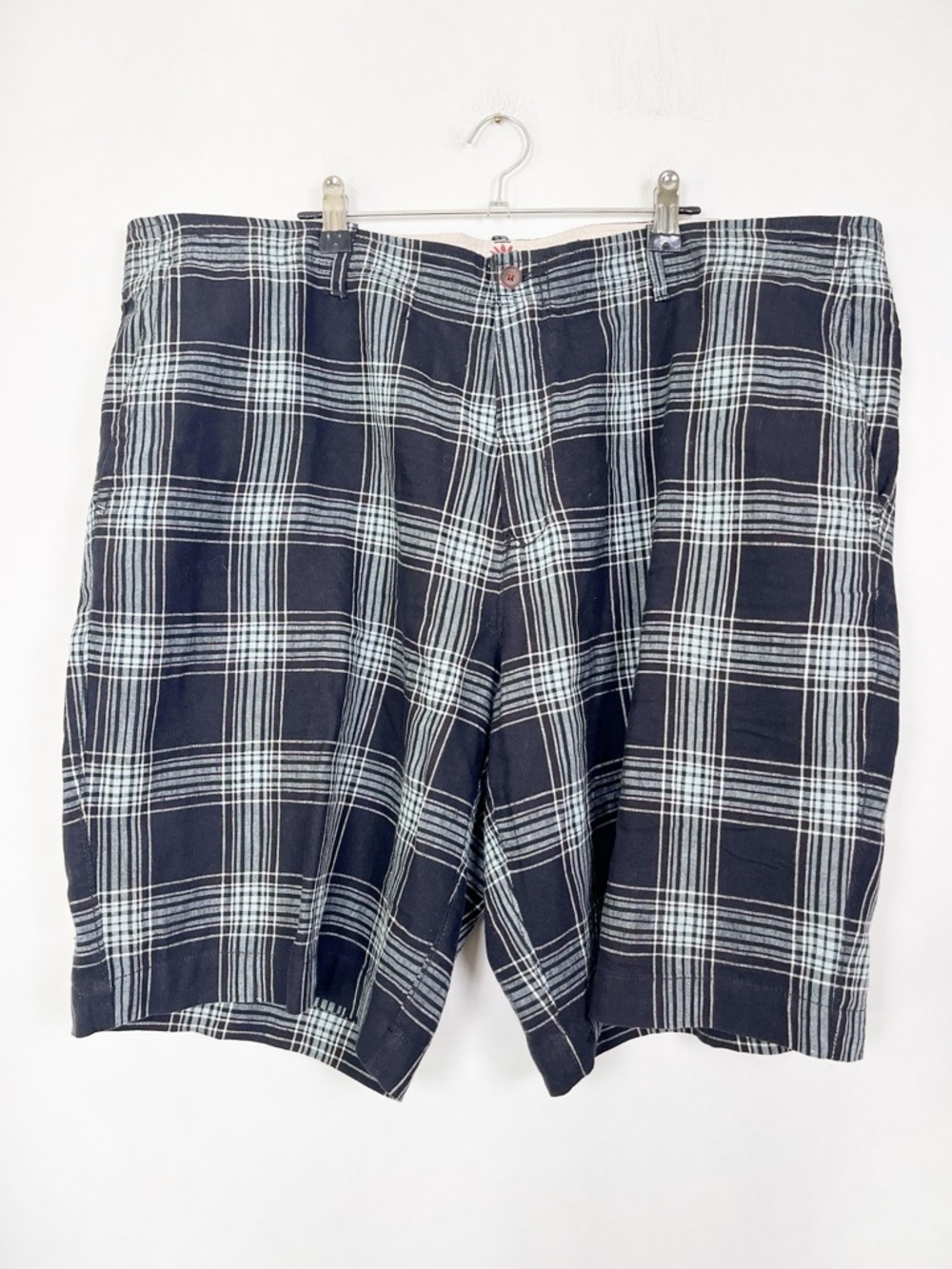 Tommy Bahama Men’s Linen Navy and White‎ Plaid Flat Front Shorts Size 42